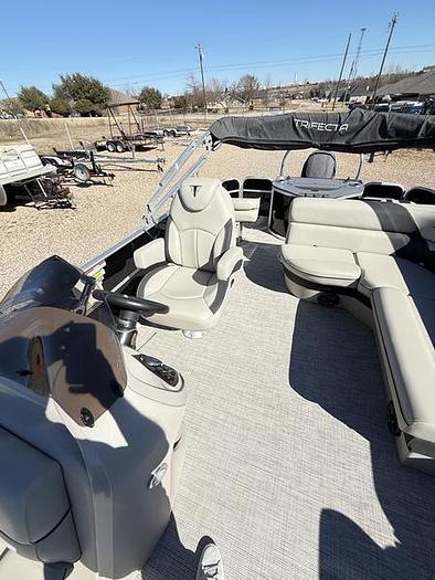 Used 2022 Trifecta 25X22-2.75 RFCLE JUST REDUCED !!!!