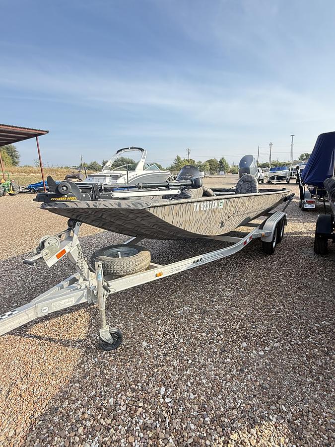 Used 2013 Xpress XP180