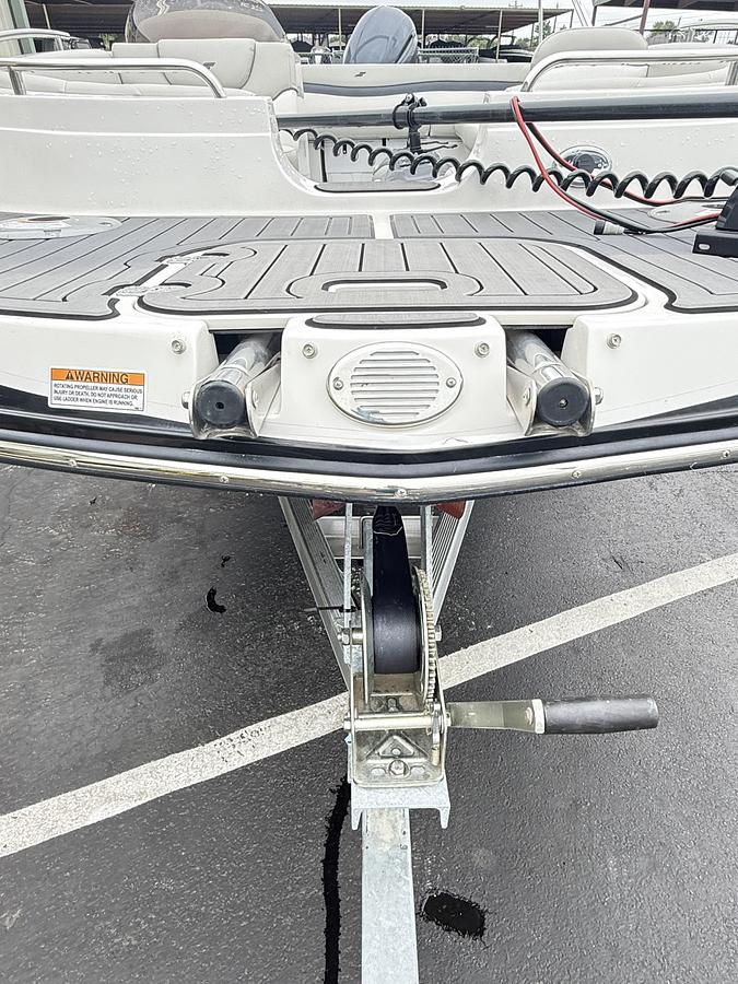 Used 2021 STARCRAFT MDX 191 DECKBOAT
