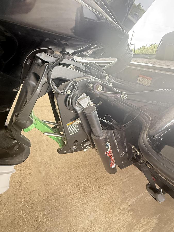 Used 2024 IKON LX 21