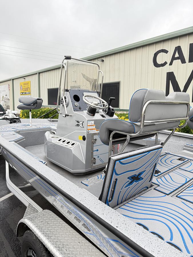 2025 Xpress H 20 BAY