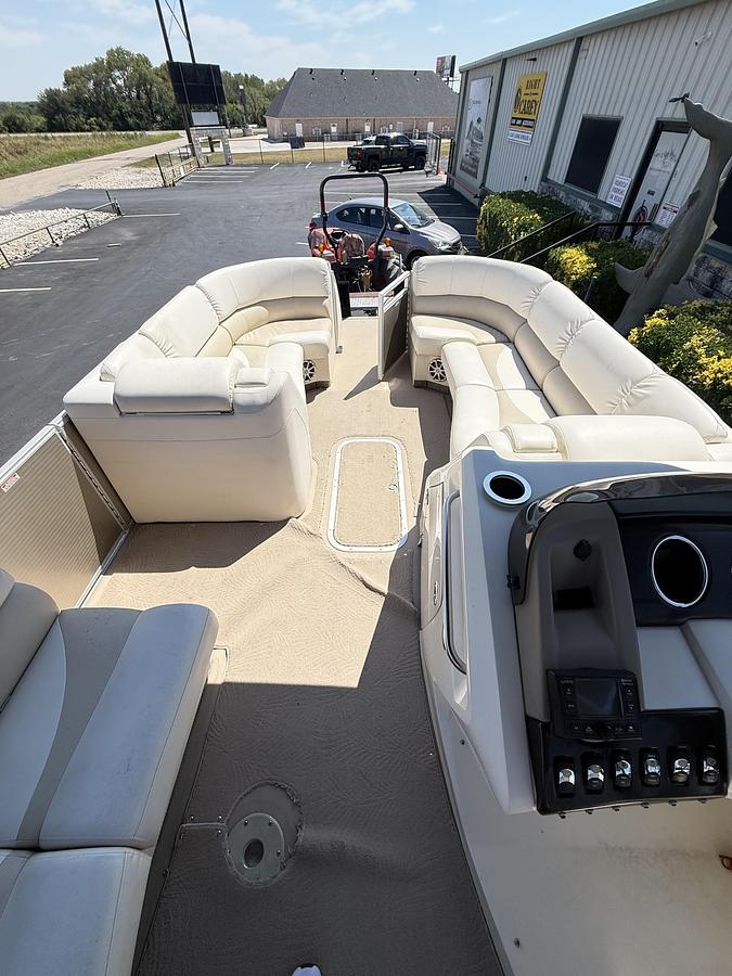 Used 2013 BENNINGTON 2550 QBR