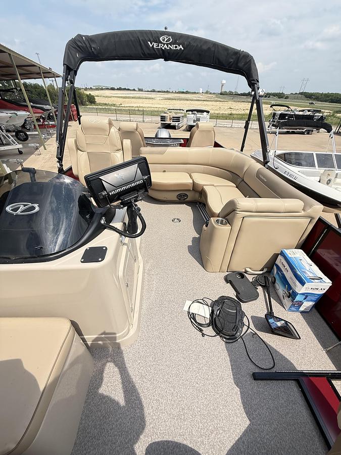 Used 2022 Veranda VF22F4