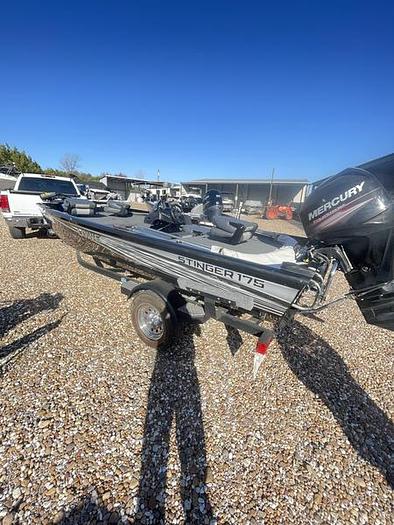 Used 2017 Lowe Boats Stinger 175