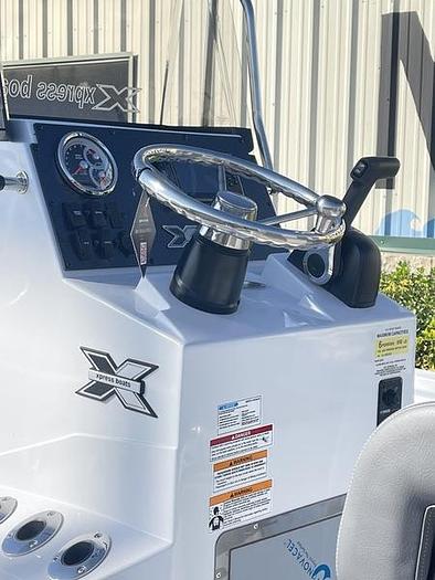 2025 Xpress H210 BAY