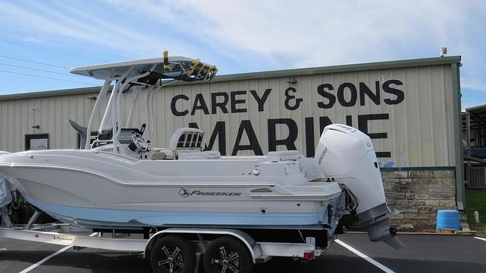 2024 Crownline Finseeker 230FS