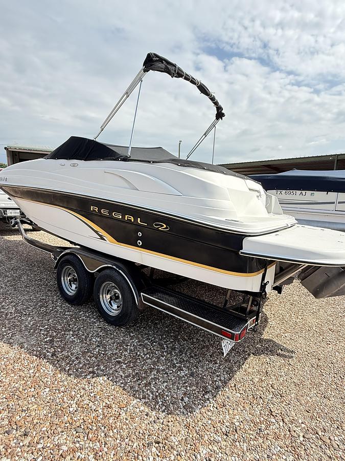 Used 2002 REGAL 2120 DESTINY