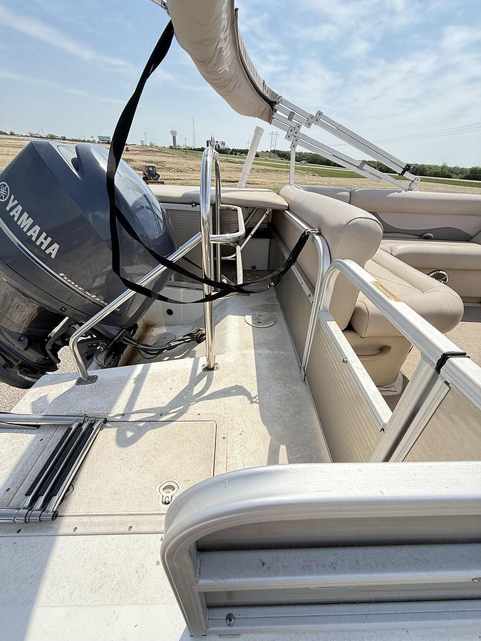 Used 2015 HURRICANE 196 FUNDECK