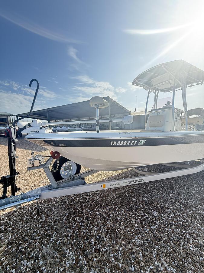 Used 2019 NauticStar 227 XTS BAY