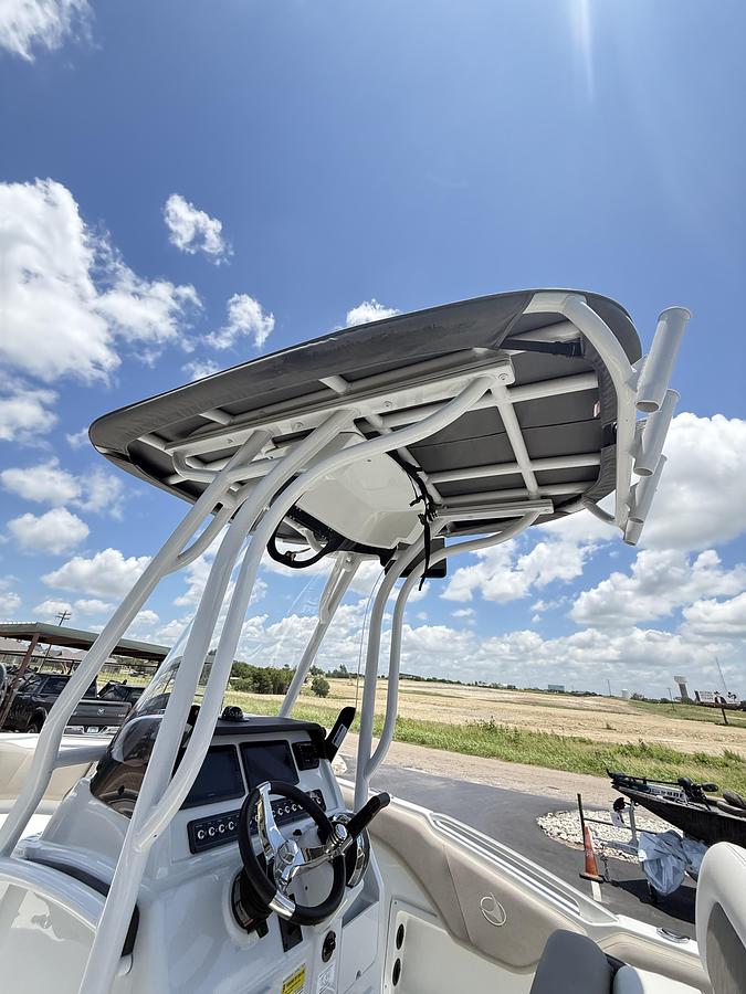 2024 Crownline Finseeker 210CC