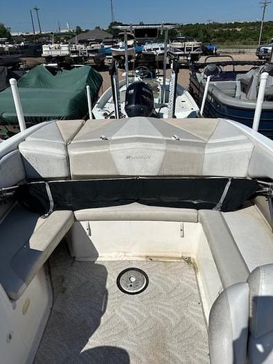 Used 2007 Larson LXI 268BR