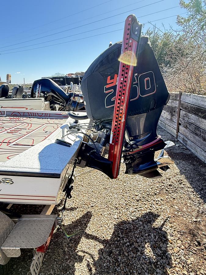 Used 2022 Xpress XR-21 PRO BASS