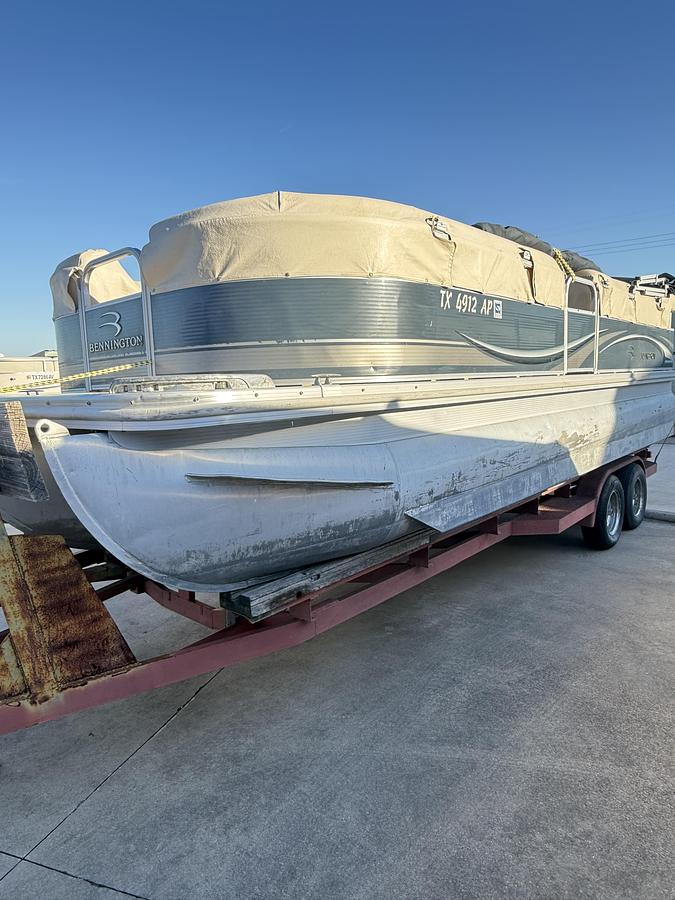 Used 2008 BENNINGTON 2250 RL