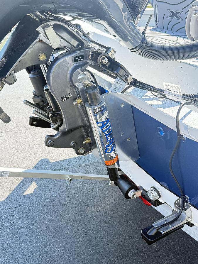 2026 Xpress H-22 BAY