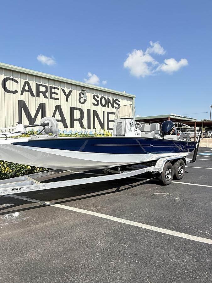 2026 Xpress H-22 BAY