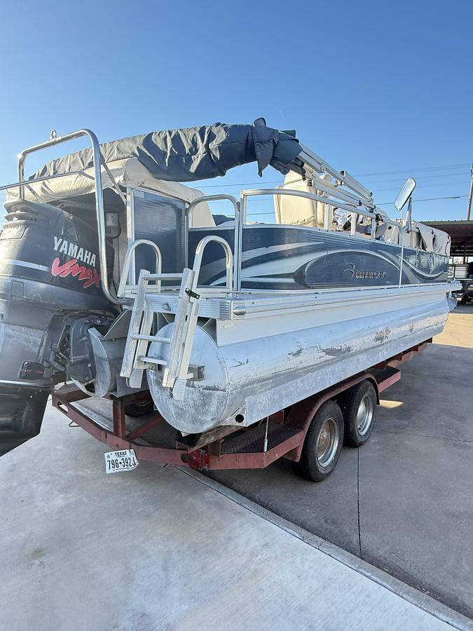 Used 2008 BENNINGTON 2250 RL