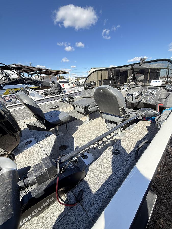 Used 2021 TRACKER/TAHOE PGV16WT