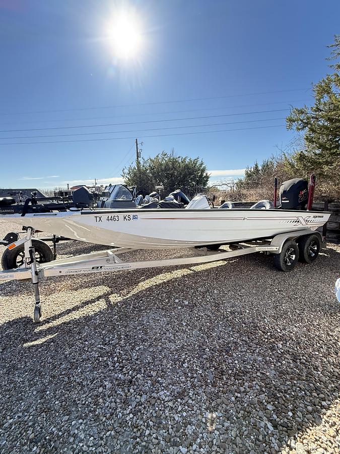 Used 2022 Xpress XR-21 PRO BASS