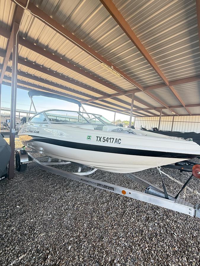 Used 2005 CARAVELLE 187 BOW RIDER