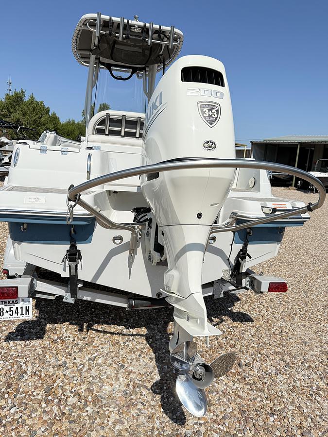 Used 2020 Crownline 220 Finseeker