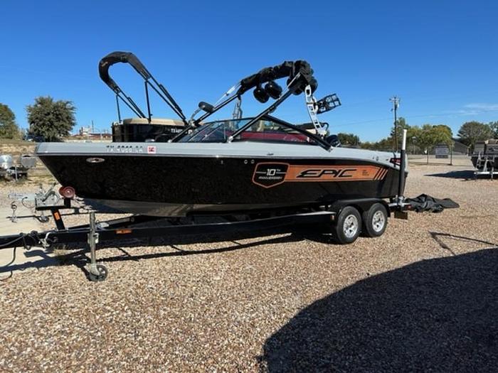 Used 2012 EPIC 23V JUST REDUCED