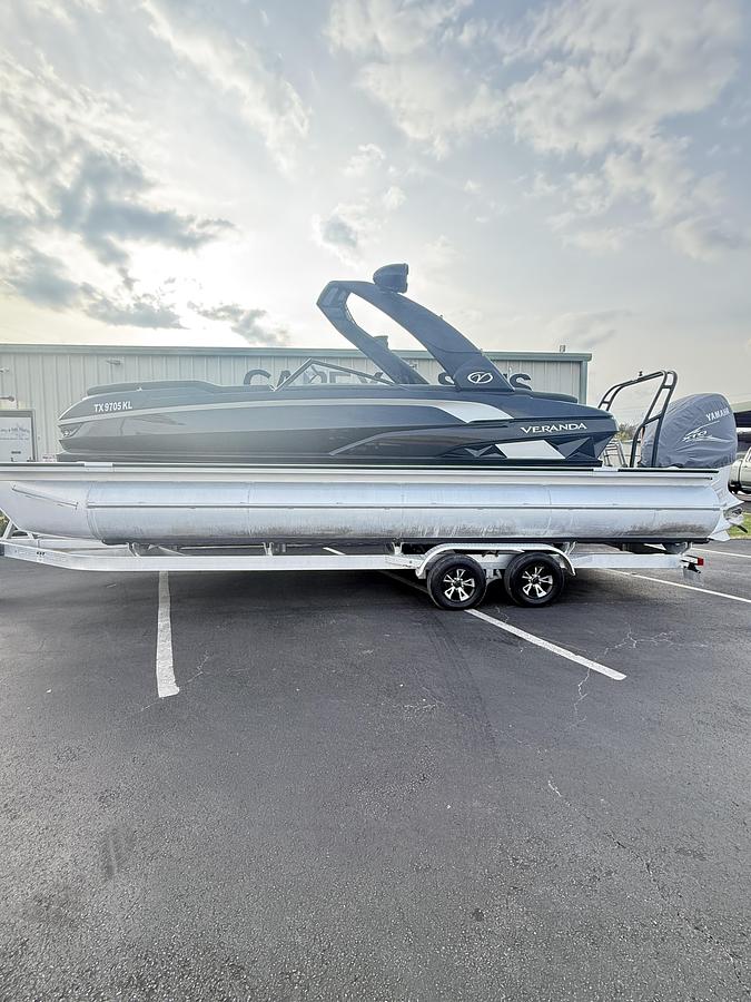 Used 2022 Veranda V-ONE