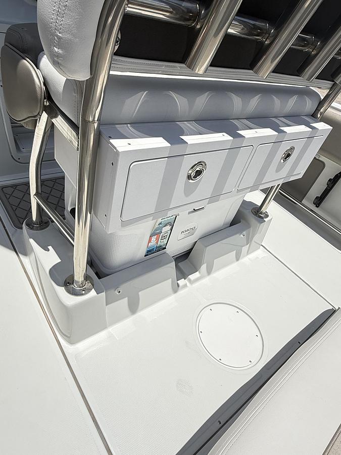 2024 Crownline Finseeker 210CC