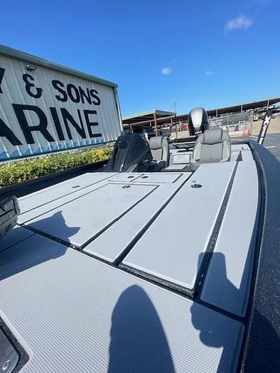 2025 Xpress H-20 CRAPPIE