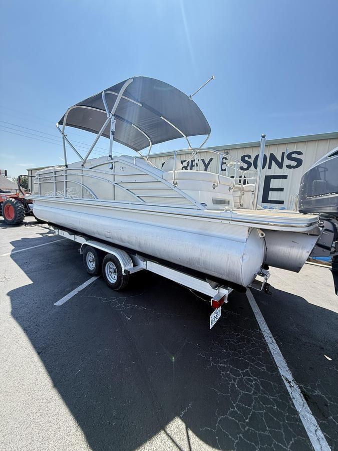 Used 2013 BENNINGTON 2550 QBR
