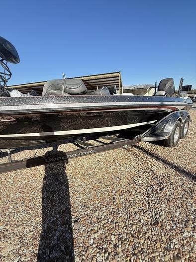Used 2014 Boats Z521C