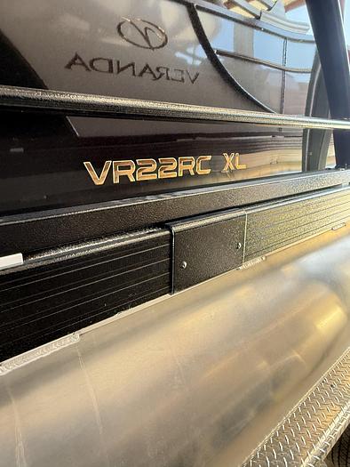 2025 Veranda VR22RC Tri-Toon - XL PACKAGE
