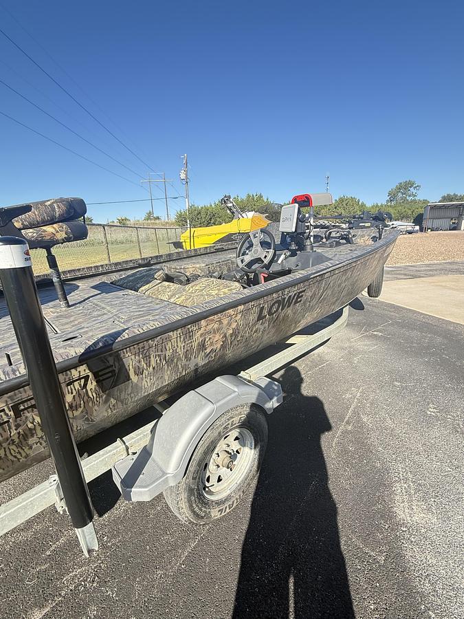 Used 2016 LOWES STINGER 175 S/C