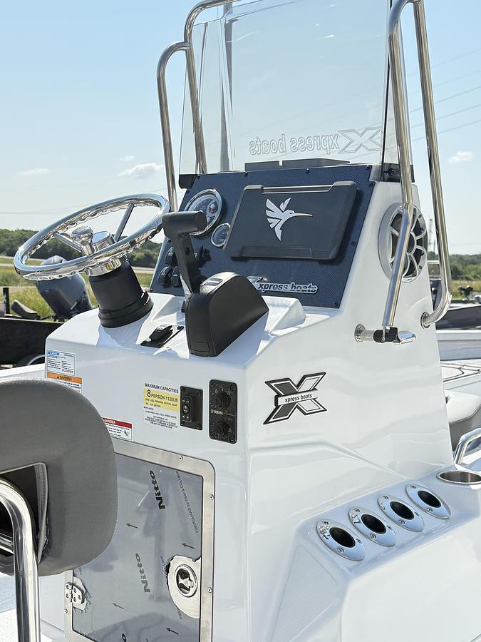 2026 Xpress H-22 BAY