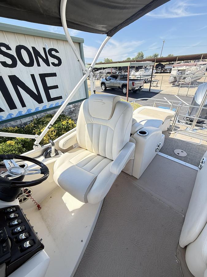 Used 2013 BENNINGTON 2550 QBR