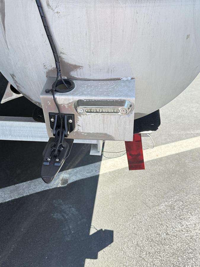 Used 2013 BENNINGTON 2550 QBR