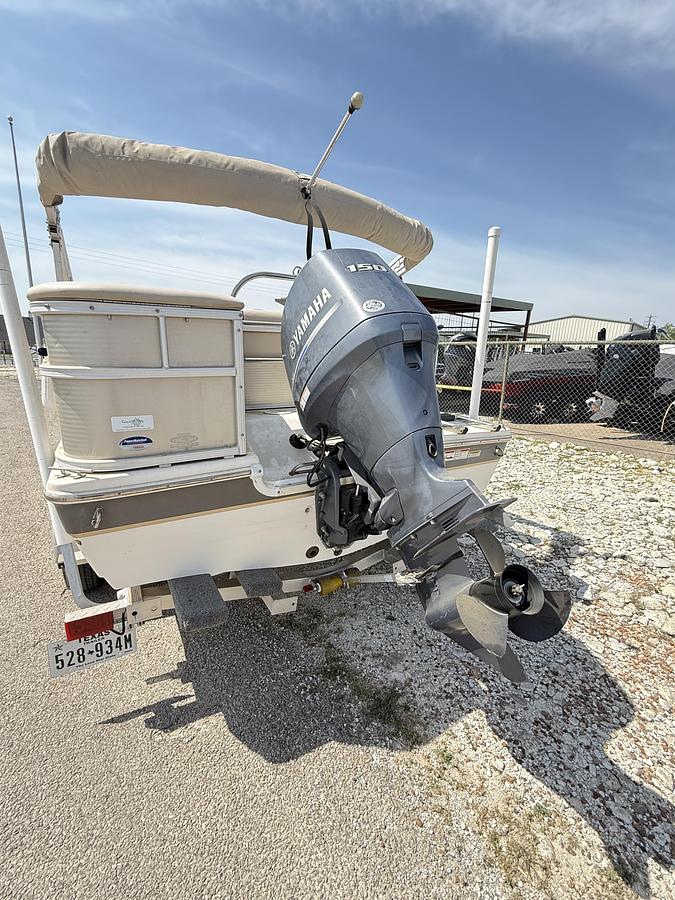 Used 2015 HURRICANE 196 FUNDECK