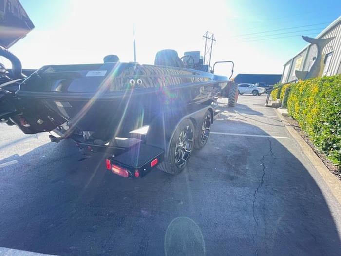 Used 2024 IKON LX 21