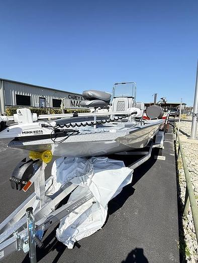 2025 Xpress H 20 BAY