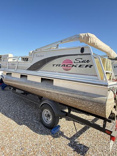 Used TRACKER PONTOON