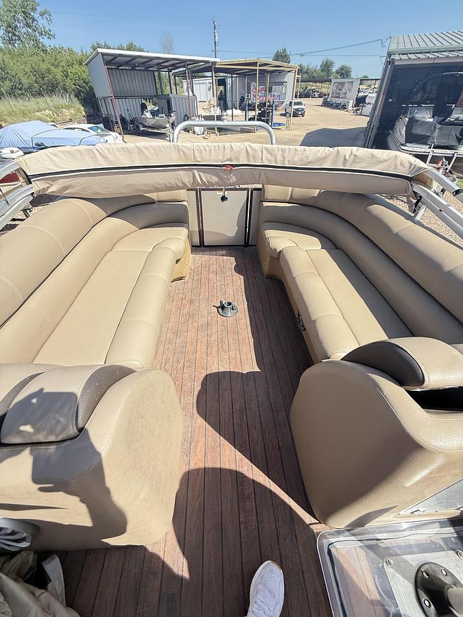 Used 2019 Veranda VX25RC