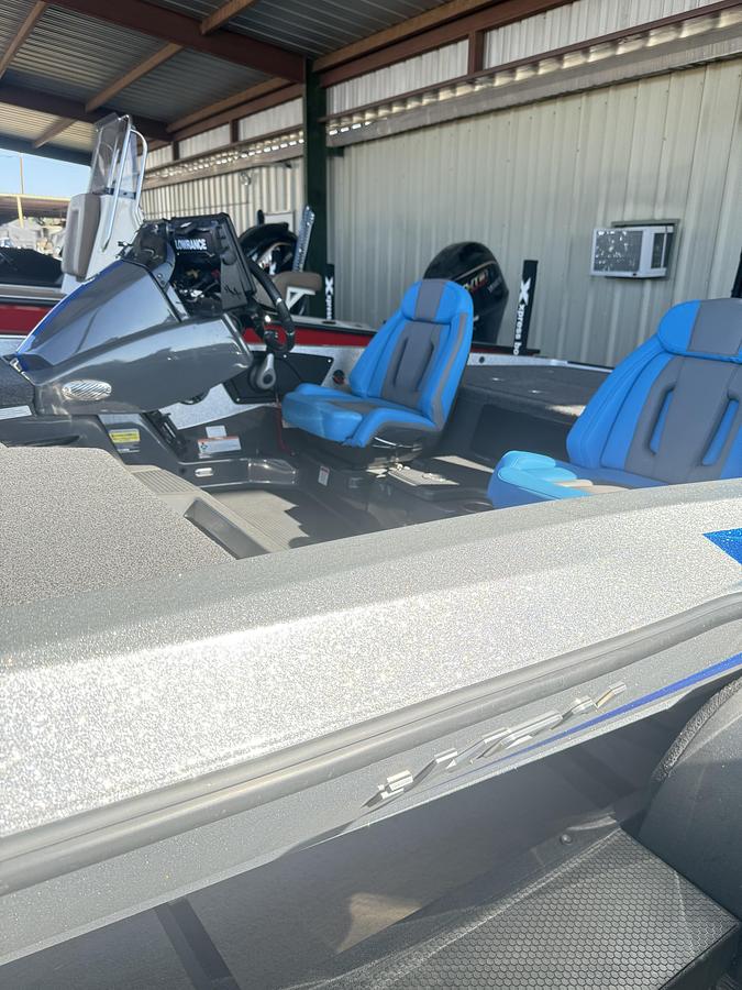 Used 2024 IKON LX 21