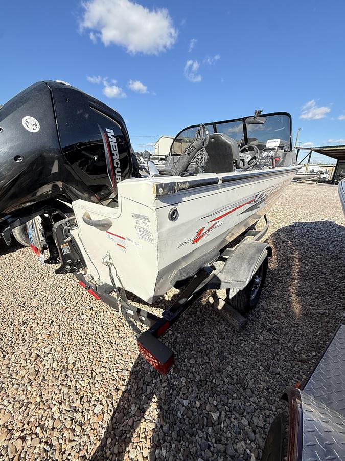 Used 2021 TRACKER/TAHOE PGV16WT