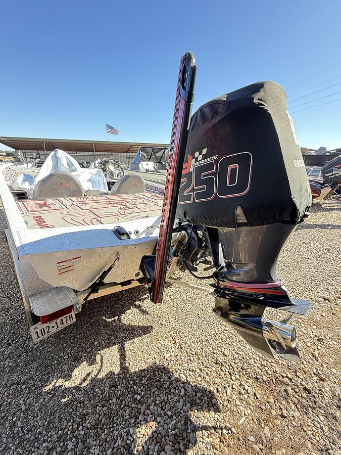 Used 2022 Xpress XR-21 PRO BASS