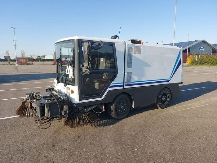 Gebruikt 2005 Ravo 340