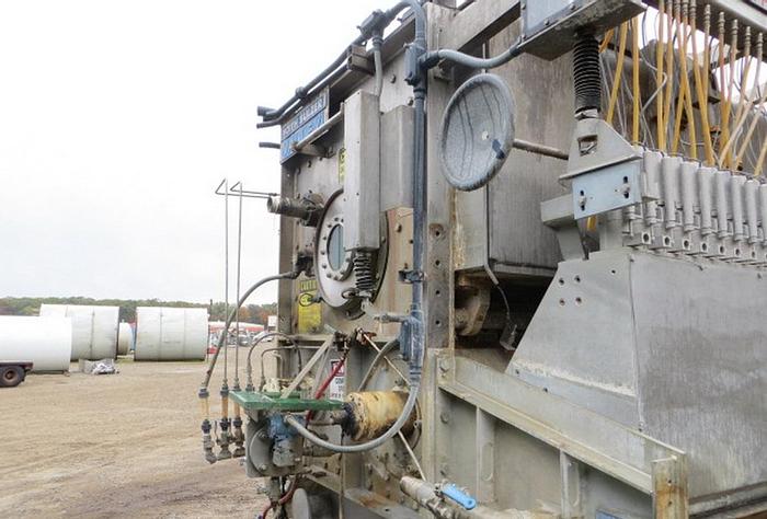 Used 160" (4.06M) POND VOITH SULZER AIR PAD HEADBOX, 316, S/S, VALLEY