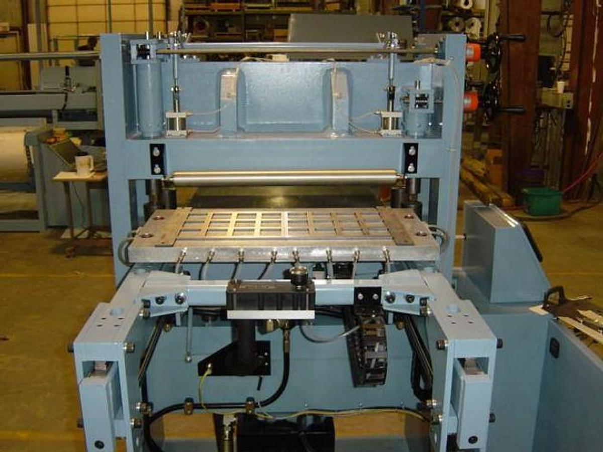 Used Contech 80 Ton Die Cutter - 2006