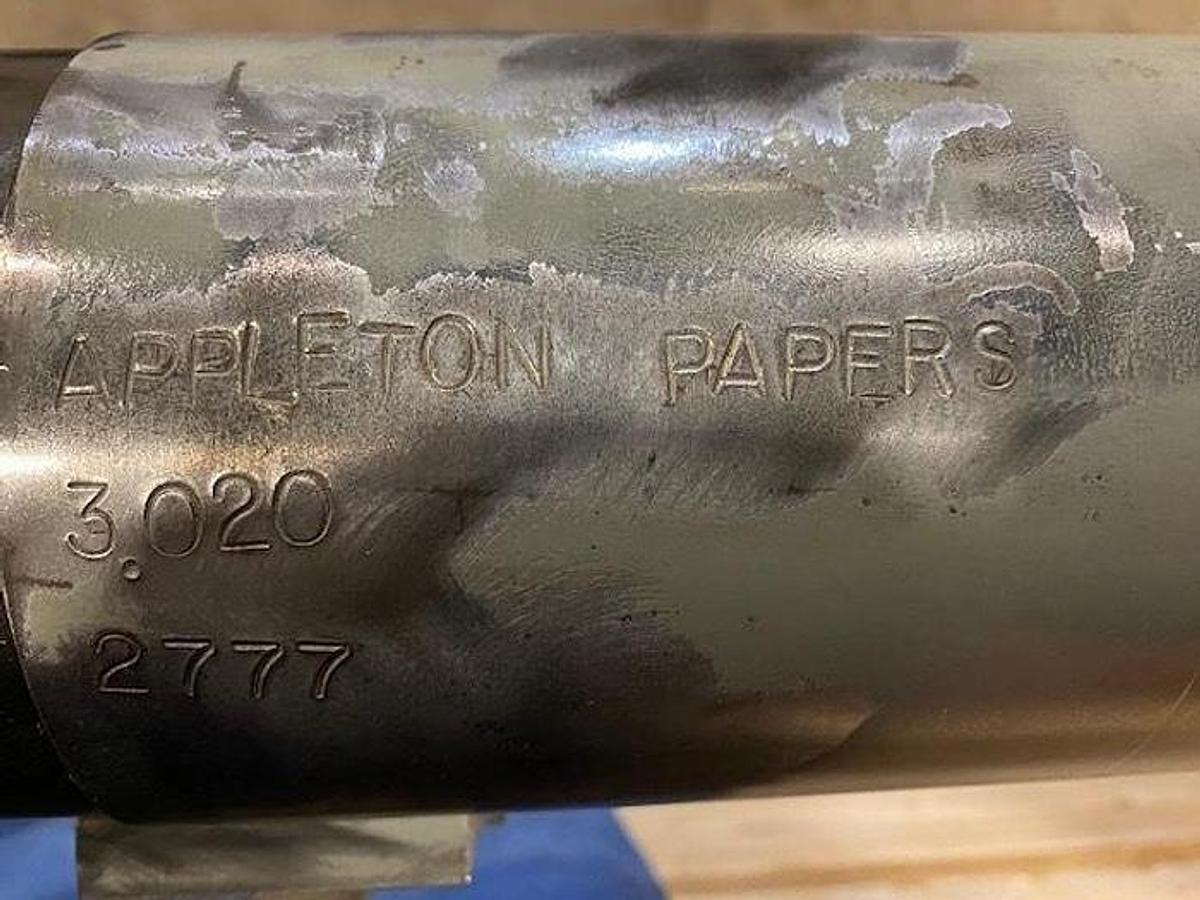 Used Appleton 120" Universal Core Cutter Mandrel, 3.020"