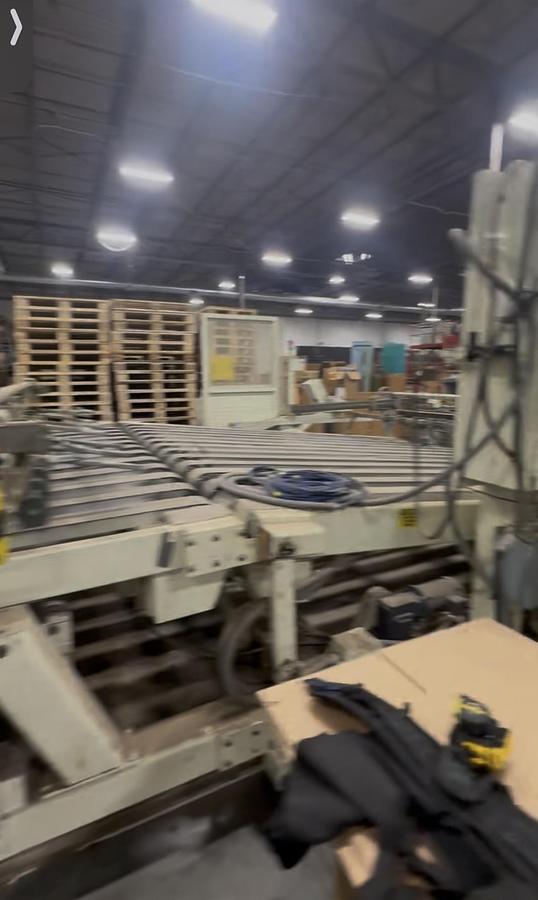 Used AG Stacker Inc. AGS-XRI 135" Flexi-Deck Corrugated Stacker – 480V – For Sale