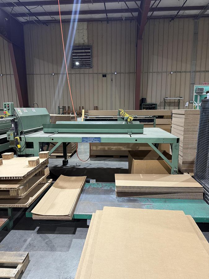 Used MILWAUKE TOOL & MACHINE COMPANY