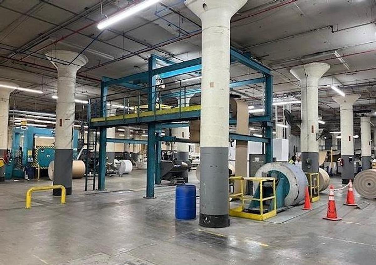 Used Vala Machinery 60" x 80" Roll Wrap System